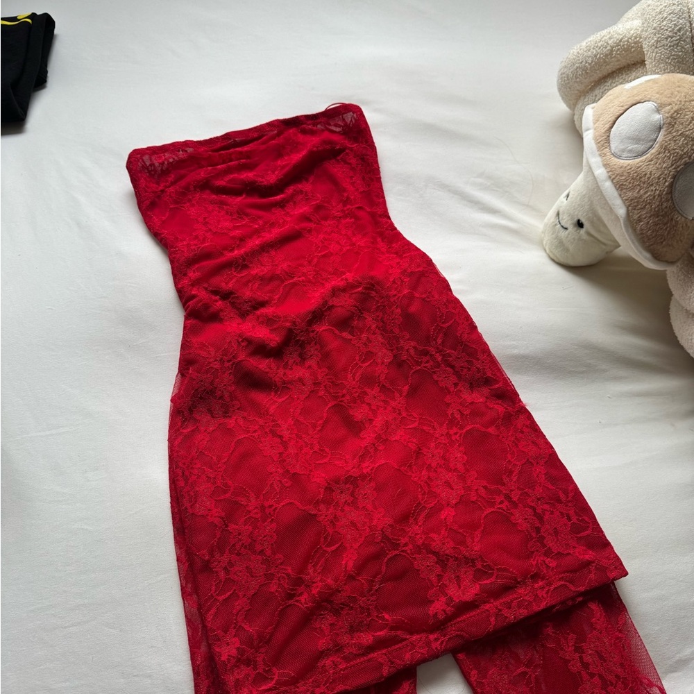 Red Lace Strapless Dress With Stockings